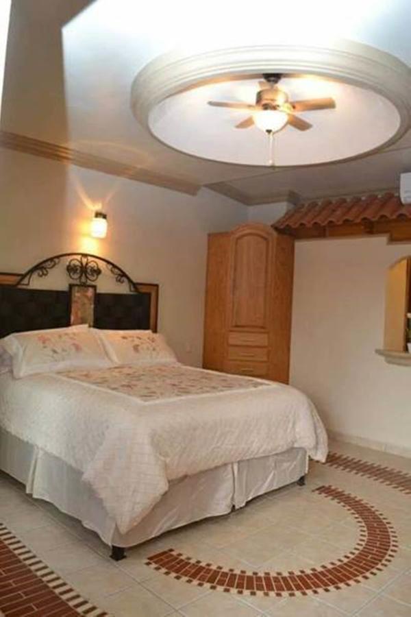 Maria Bonita Suites Agua Prieta Rum bild